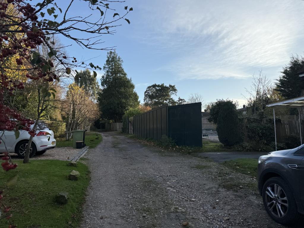 Lot: 54 - LAND WITH PLANNING FOR FOUR FLATS - View From North to Site with Planning for Four Flats